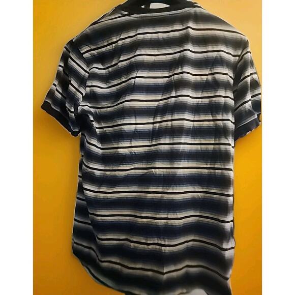 Huf Worldwide Striped Embroidered Skateboard Skate T-Shirt Mens Medium A99 - Picture 4 of 6